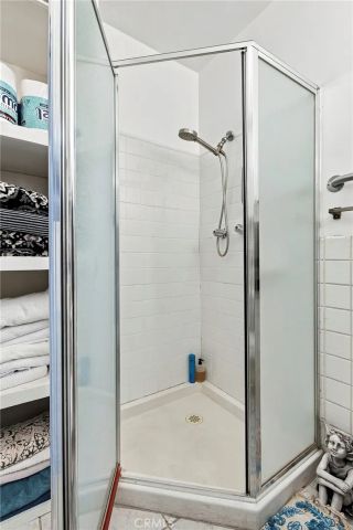 6621 Ben, North Hollywood, CA 91606