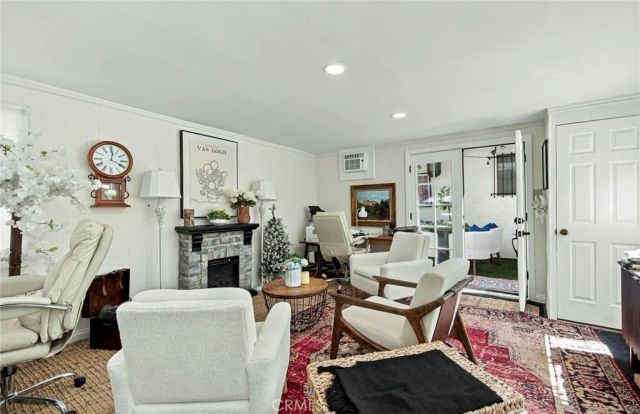 6621 Ben, North Hollywood, CA 91606