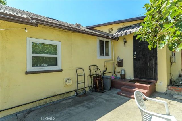 6621 Ben, North Hollywood, CA 91606