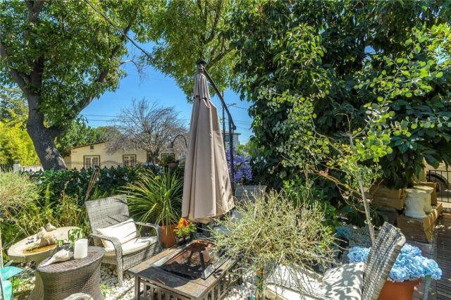 6621 Ben, North Hollywood, CA 91606