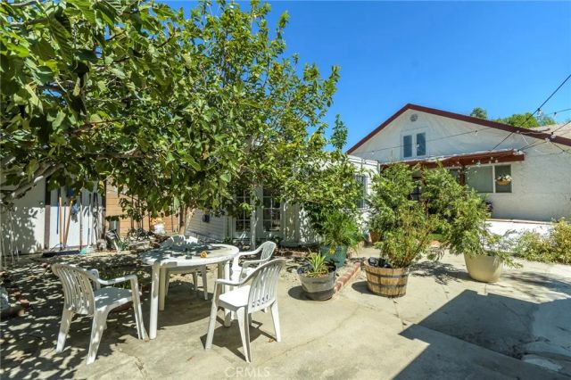 6621 Ben, North Hollywood, CA 91606