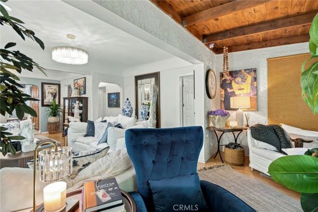 6621 Ben, North Hollywood, CA 91606