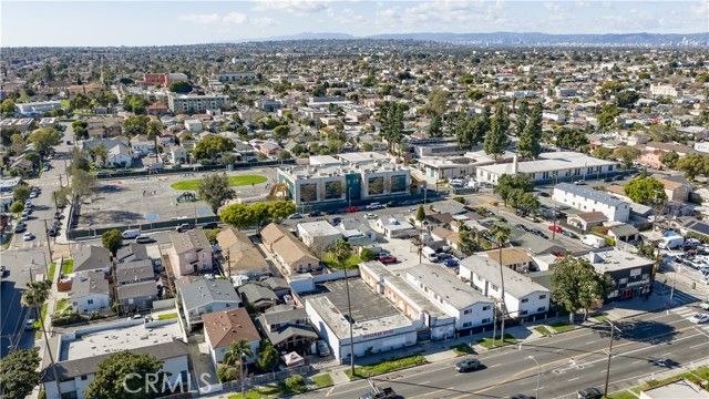 6919 S Figueroa, Los Angeles, CA 90003