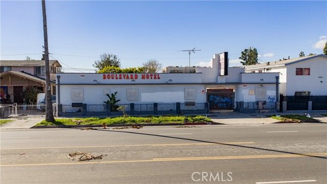 6919 S Figueroa, Los Angeles, CA 90003