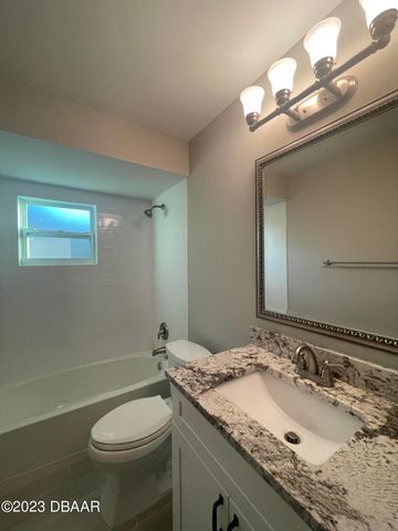 261 Manhattan Way, Port Orange, FL 32129