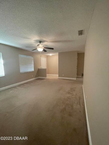 261 Manhattan Way, Port Orange, FL 32129