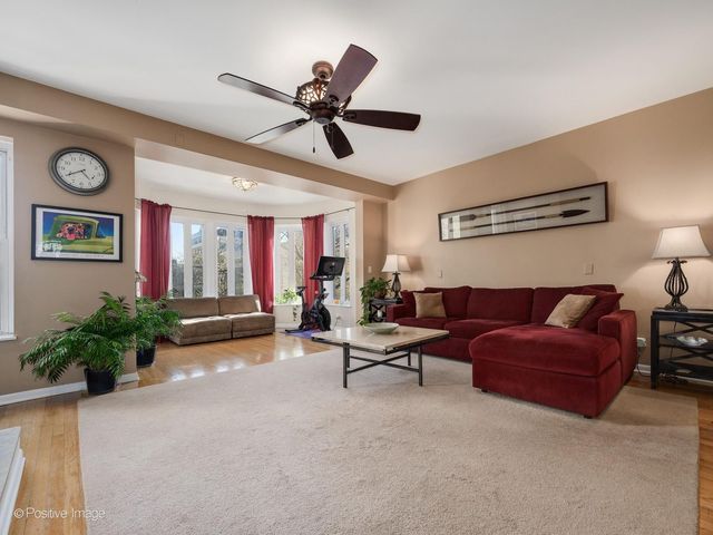 822 W Agatite Avenue 3E, Chicago, IL 60640
