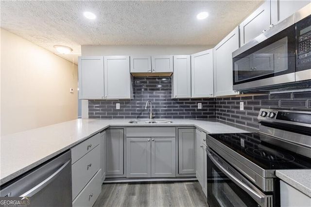 779 Amber Place NW, Atlanta, GA 30331