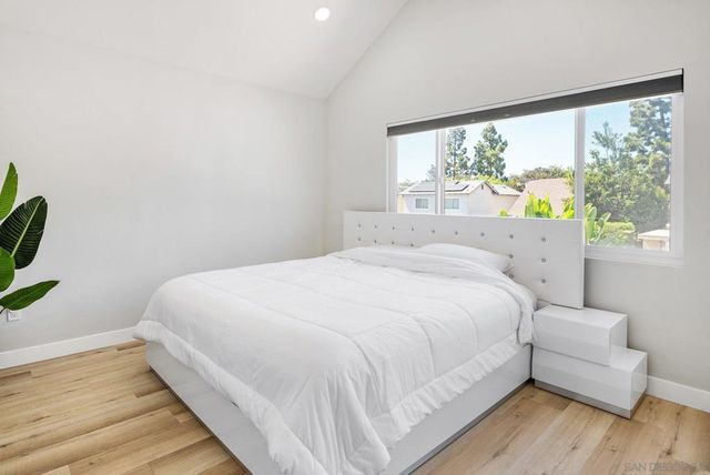 10690 Esmeraldas Drive, San Diego, CA 92124