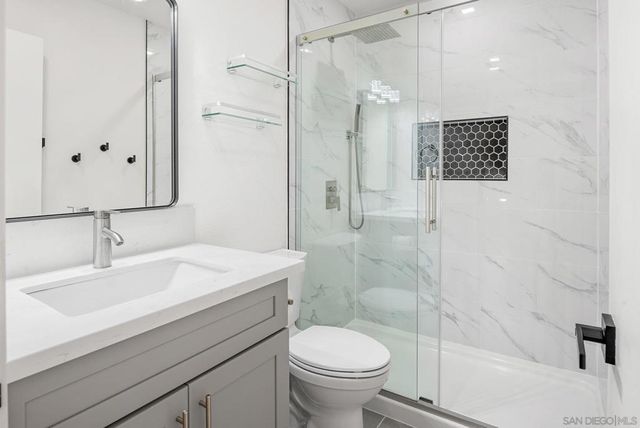 10690 Esmeraldas Drive, San Diego, CA 92124