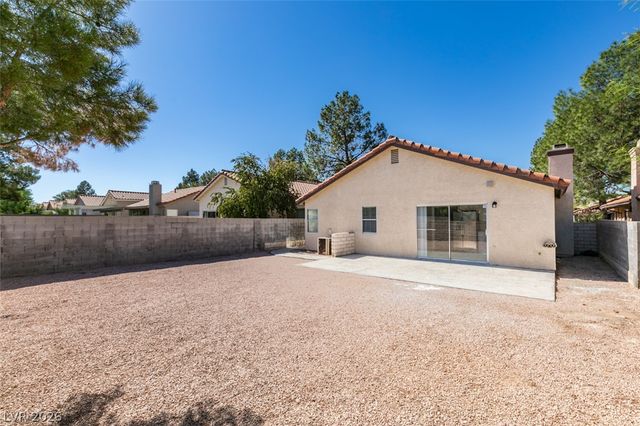 8292 Palmada Drive, Las Vegas, NV 89123