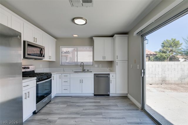 8292 Palmada Drive, Las Vegas, NV 89123