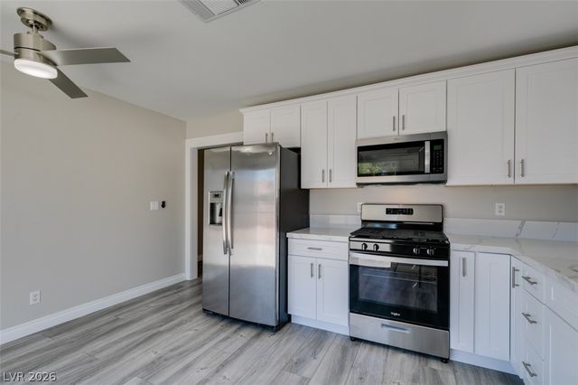 8292 Palmada Drive, Las Vegas, NV 89123