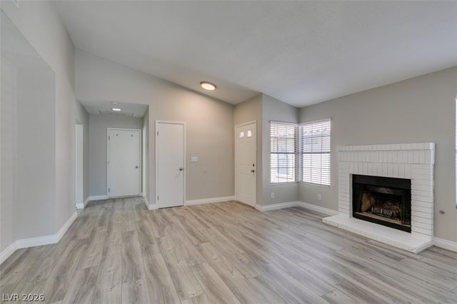 8292 Palmada Drive, Las Vegas, NV 89123