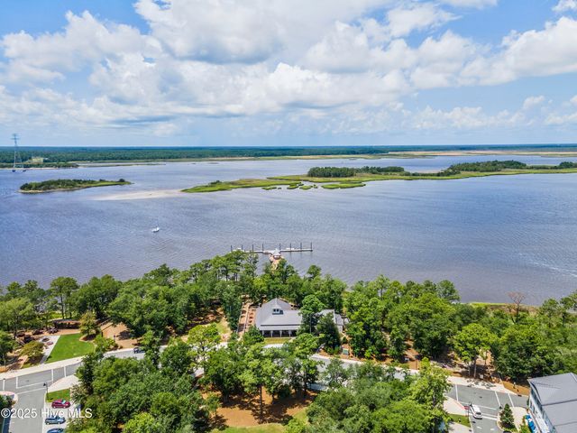 3525 Watercraft Ferry Avenue, Wilmington, NC 28412