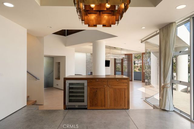 920 Skyline Drive, Laguna Beach, CA 92651