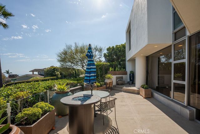 920 Skyline Drive, Laguna Beach, CA 92651