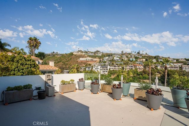 920 Skyline Drive, Laguna Beach, CA 92651