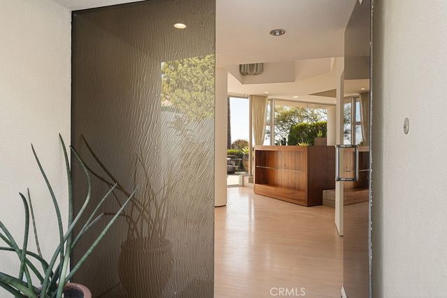 920 Skyline Drive, Laguna Beach, CA 92651