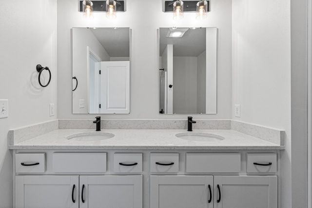 2303 Water Tower Pl, North Liberty, IA 52317