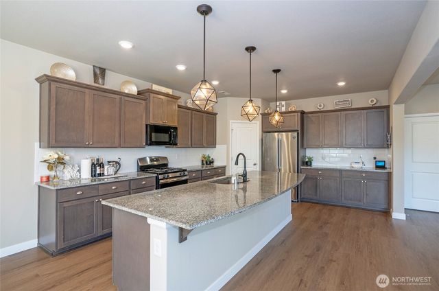 3234 Hanna Drive NE, Lacey, WA 98516