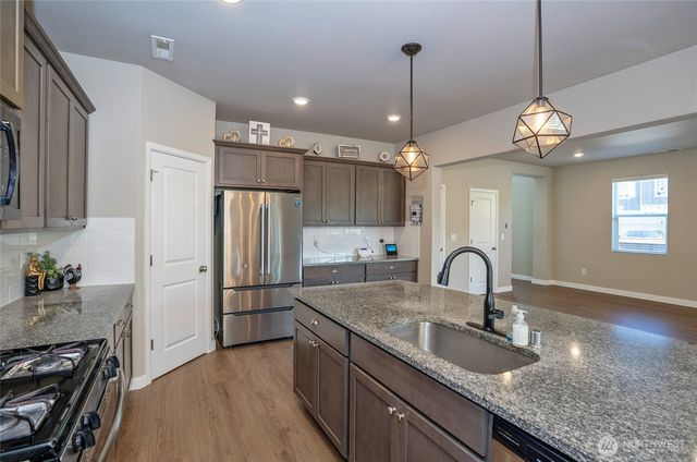 3234 Hanna Drive NE, Lacey, WA 98516
