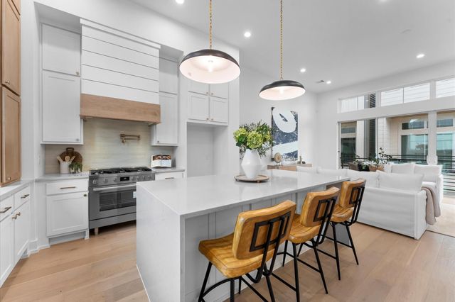 2928 Michaux Street, Houston, TX 77009