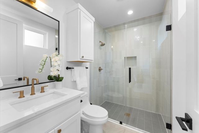 2928 Michaux Street, Houston, TX 77009