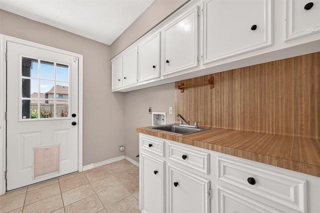 4003 W Valley Drive, Missouri City, TX 77459