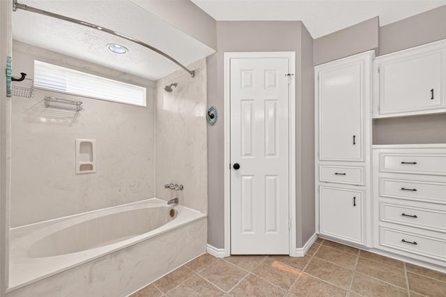 4003 W Valley Drive, Missouri City, TX 77459