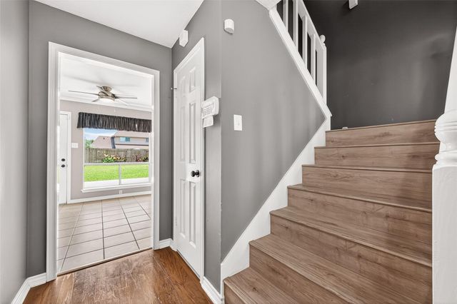 4003 W Valley Drive, Missouri City, TX 77459