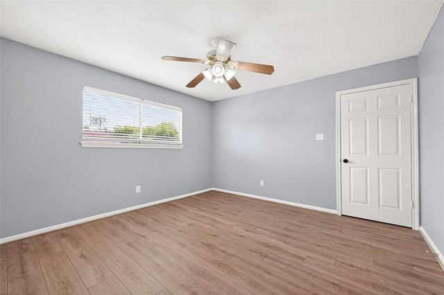 4003 W Valley Drive, Missouri City, TX 77459