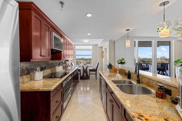 77 S Birch Road 7D, Fort Lauderdale, FL 33316