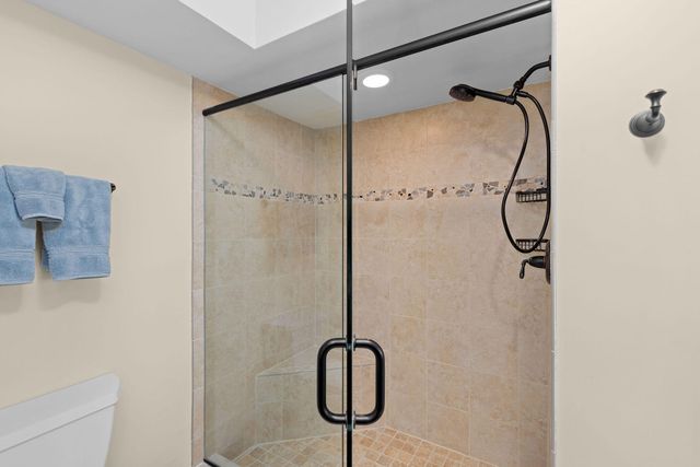 77 S Birch Road 7D, Fort Lauderdale, FL 33316
