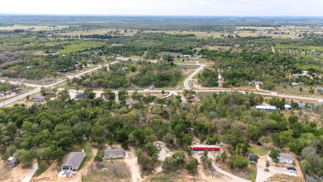 171 Comancheria TRL, Elgin, TX 78621
