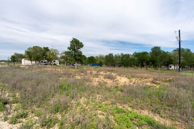 171 Comancheria TRL, Elgin, TX 78621