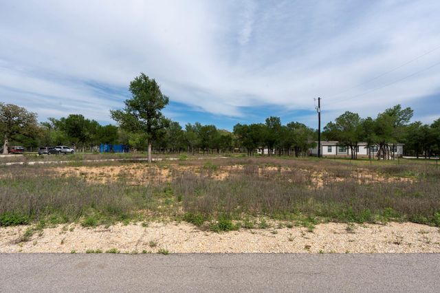 171 Comancheria TRL, Elgin, TX 78621