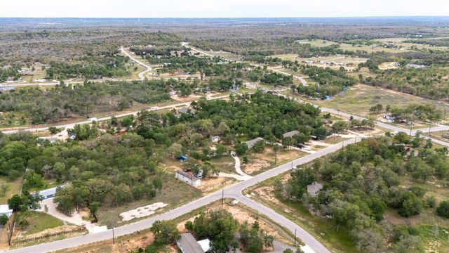 171 Comancheria TRL, Elgin, TX 78621