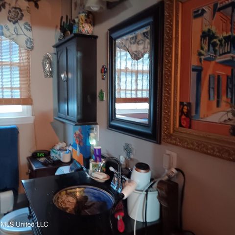 1010 Lincoln Drive, Bay Saint Louis, MS 39520