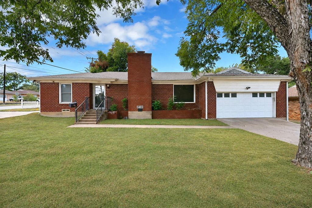 1003 Brookhollow Drive, Irving, TX 75061 — exterior
