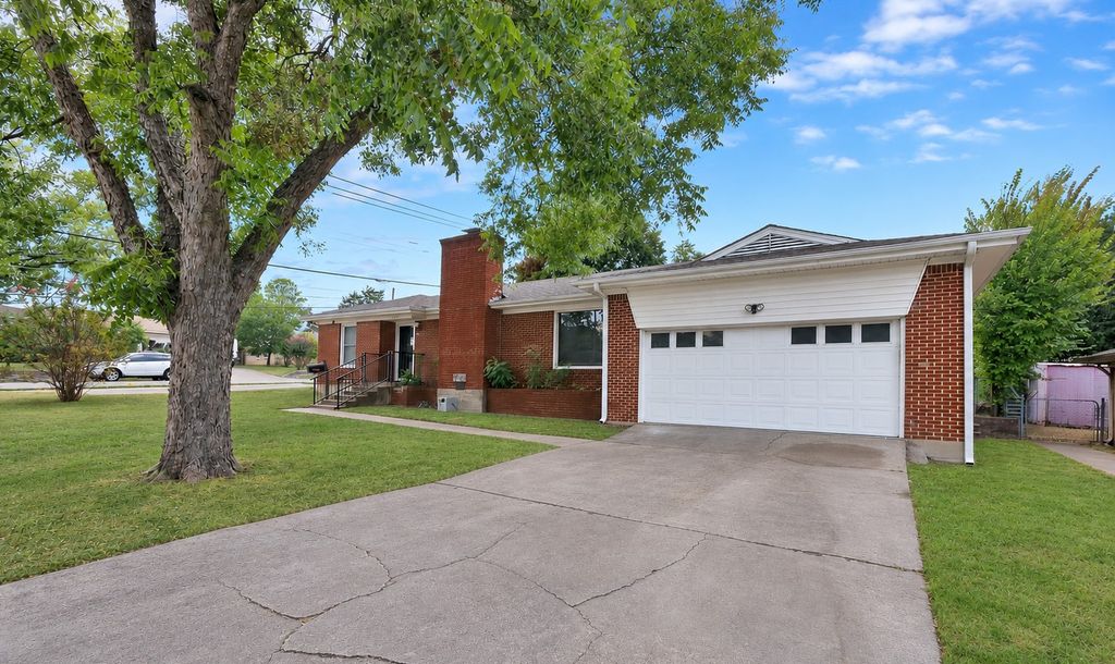 1003 Brookhollow Drive, Irving, TX 75061 — photo 2