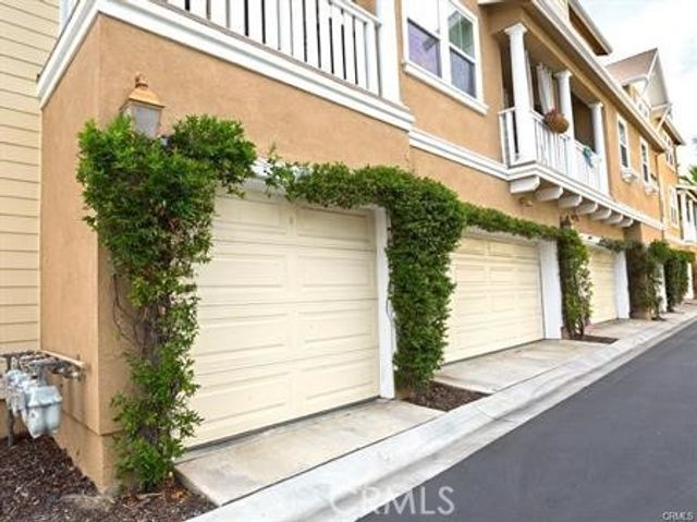 85 Valmont Way, Ladera Ranch, CA 92694