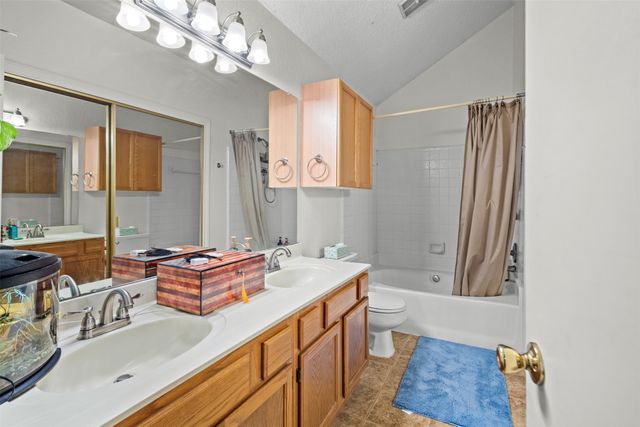 1124 Settlers Way, Lewisville, TX 75067