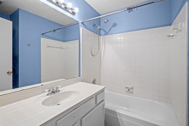 1124 Settlers Way, Lewisville, TX 75067