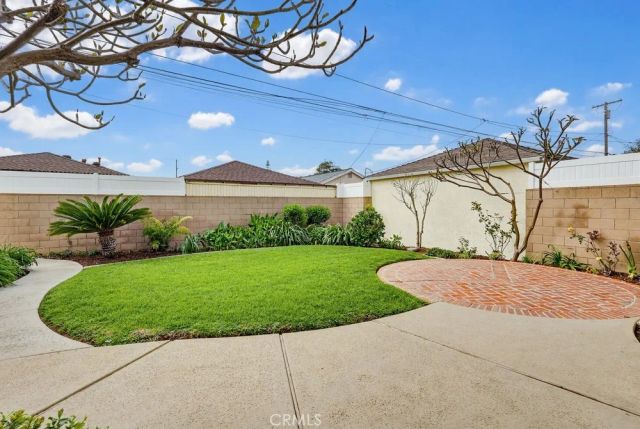 5346 E Flagstone Street, Long Beach, CA 90808