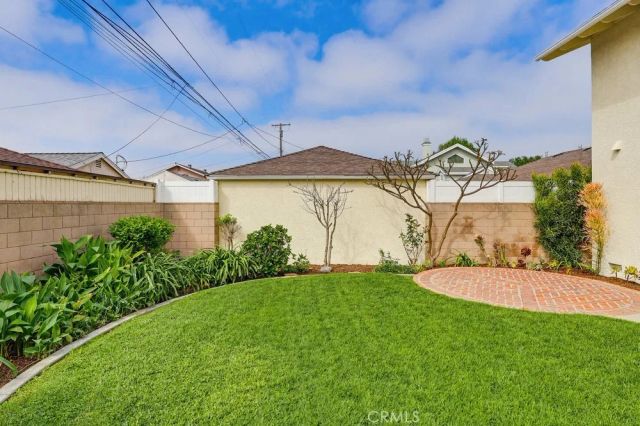 5346 E Flagstone Street, Long Beach, CA 90808