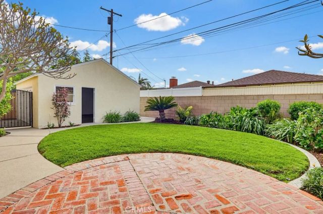 5346 E Flagstone Street, Long Beach, CA 90808