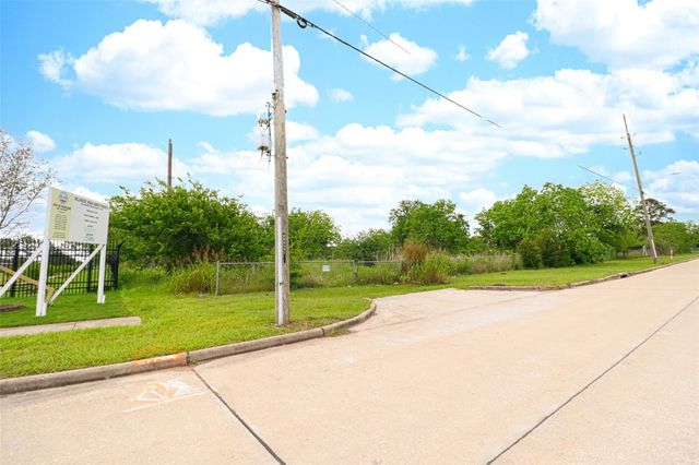2625 Hillhouse Road, Pearland, TX 77584