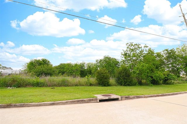 2625 Hillhouse Road, Pearland, TX 77584