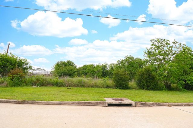 2625 Hillhouse Road, Pearland, TX 77584